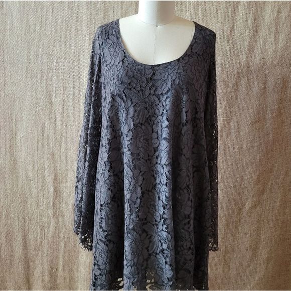 CHASER Grey Lace Bell Sleeve Dress -S - Picture 2 of 5